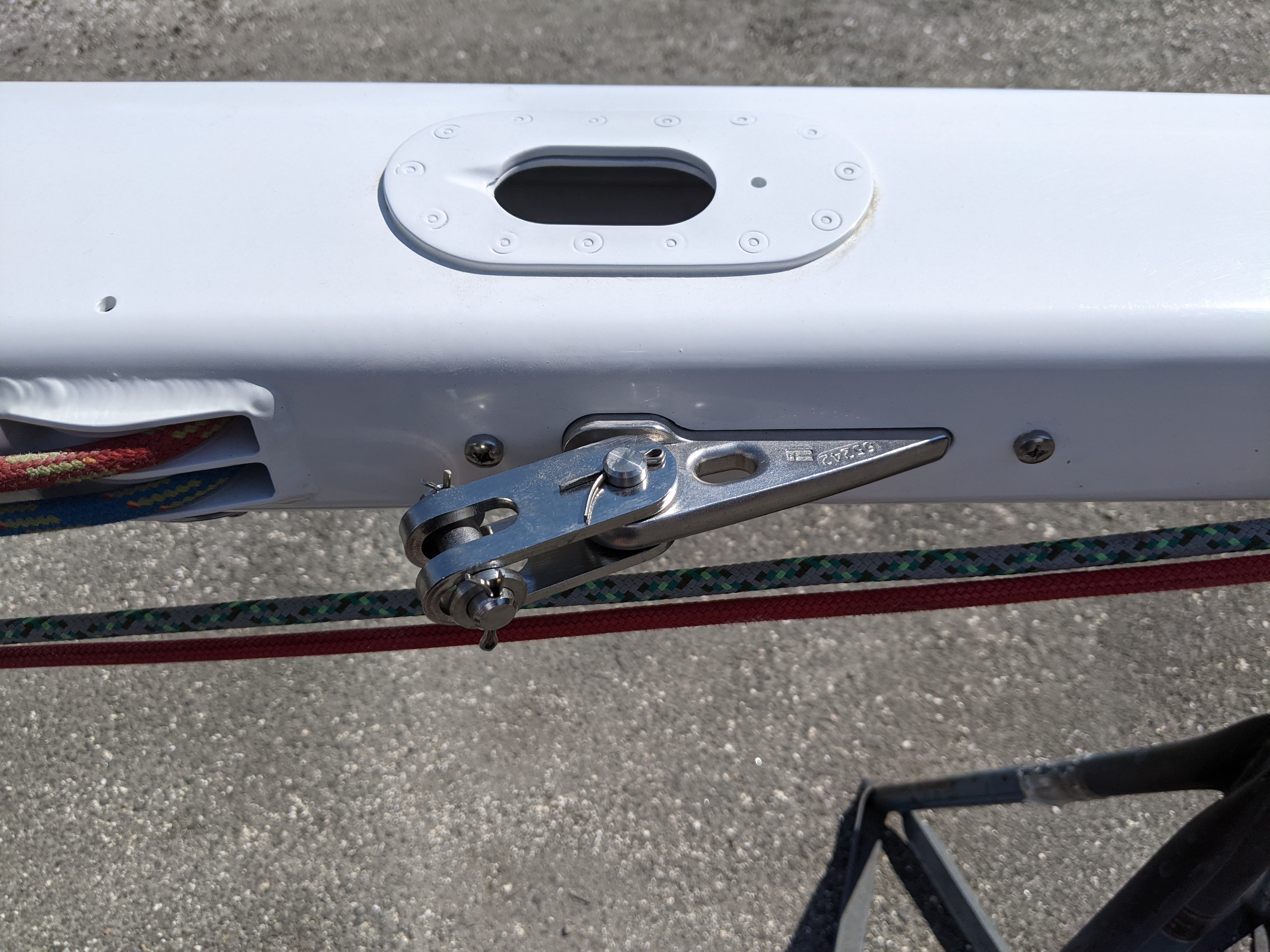 forestay-tang-attachment-min.jpg